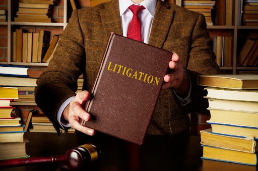 Litigation Lawyer in Noida